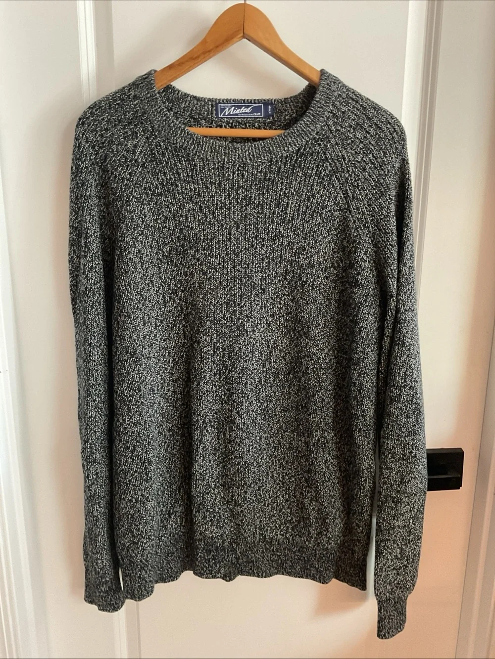 Minted New York - Men’s Black & White Marled Crewneck Sweater - Size X-Large